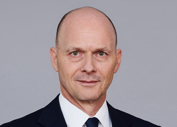 Dr. Jürg Glesti